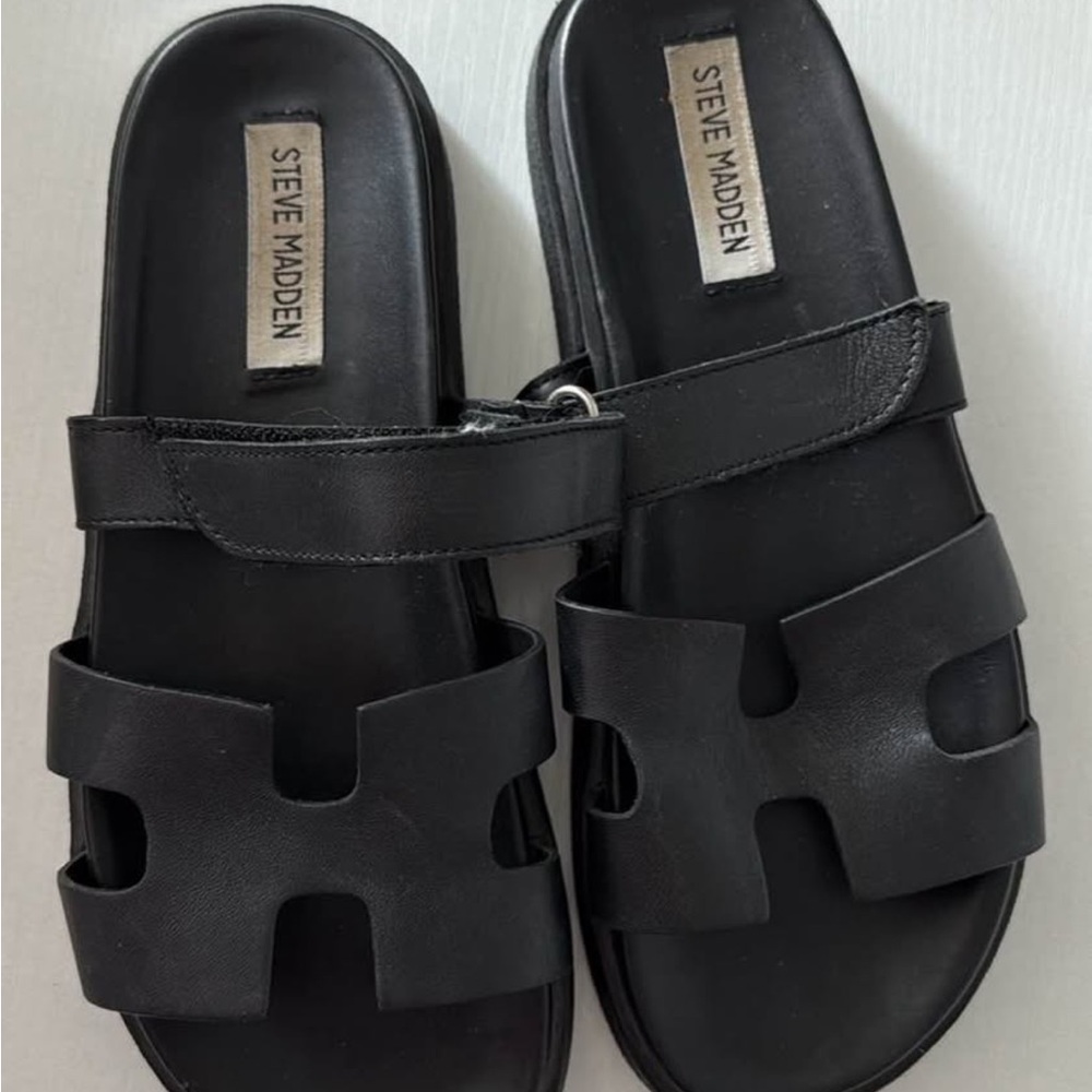 Steve Madden Black Cutout Slide Sandals